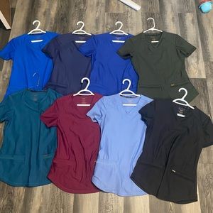 Cherokee Form Scrub Tops